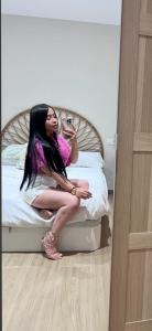 613421353: Chica busca chico en Sevilla