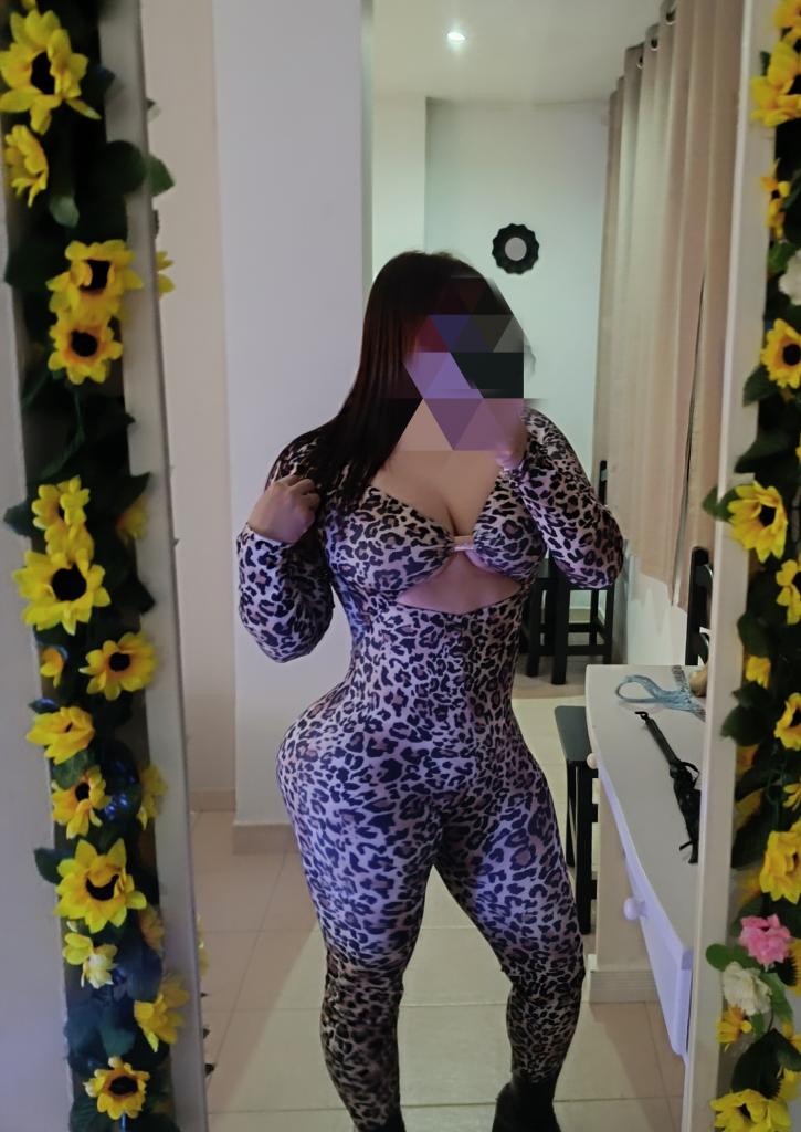 Chica busca chico en Cádiz: 