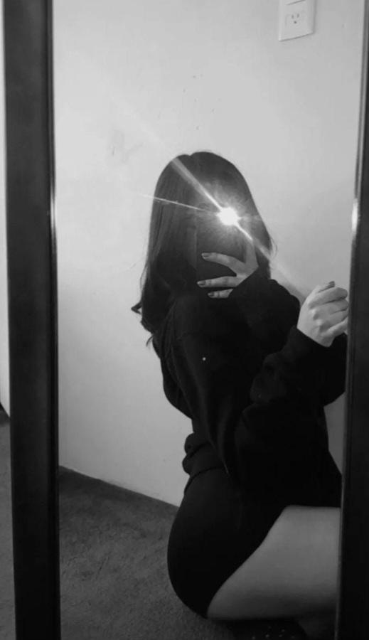 Chica busca chico en Cádiz: 