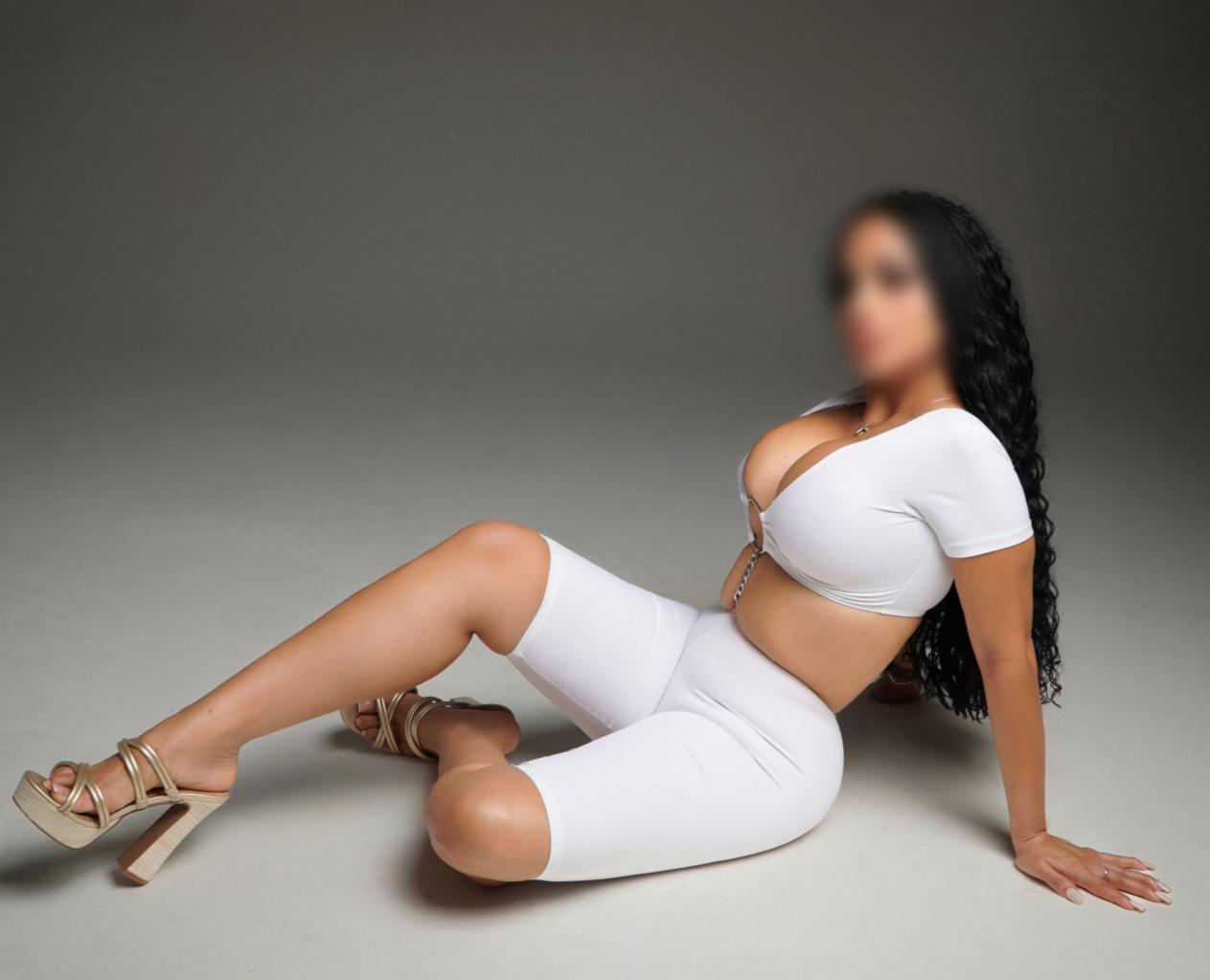 Chica busca chico en Tenerife: 