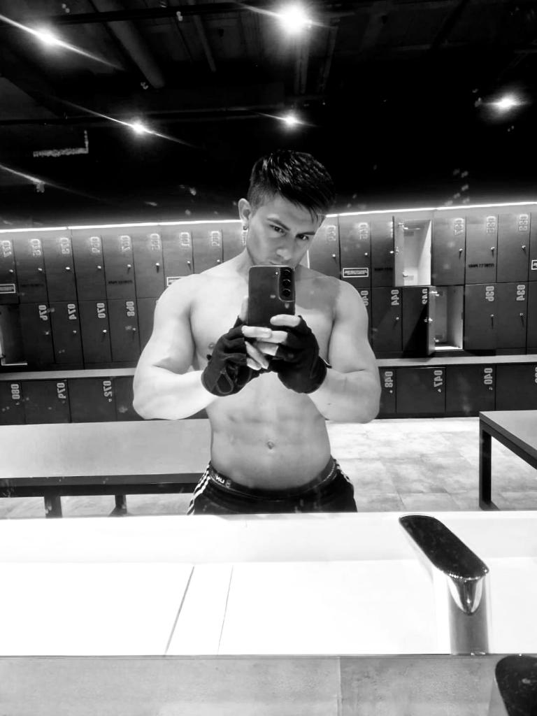 Chico busca chica en Las Palmas: 