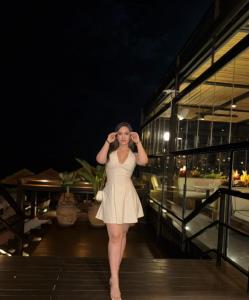 722181177: Chica busca chico en Madrid