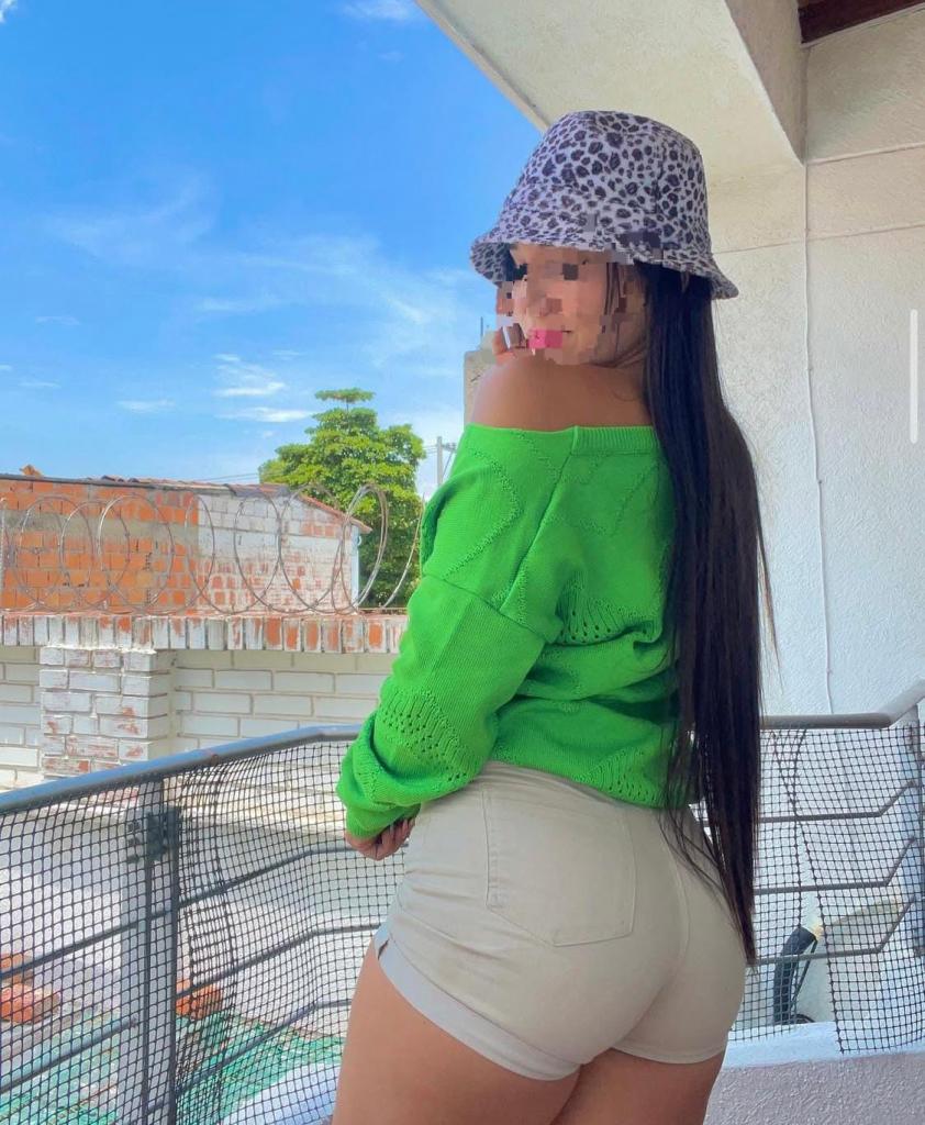 662467374: Chica busca chico en Cádiz