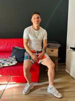 631202076: Chico busca chica en Valencia