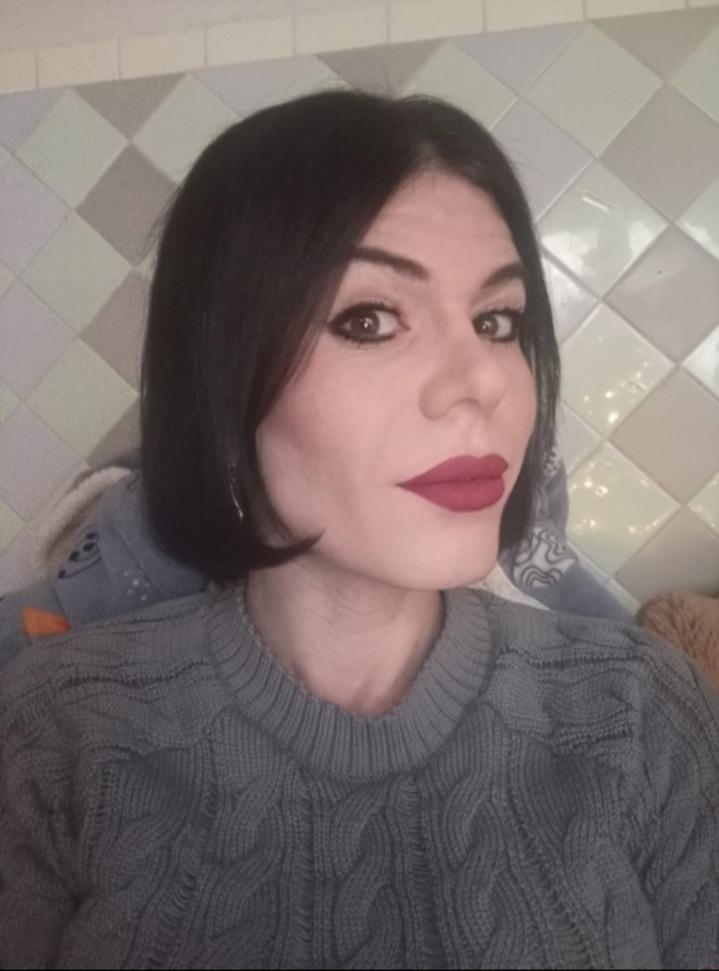 614925334: Transexual en Castellón