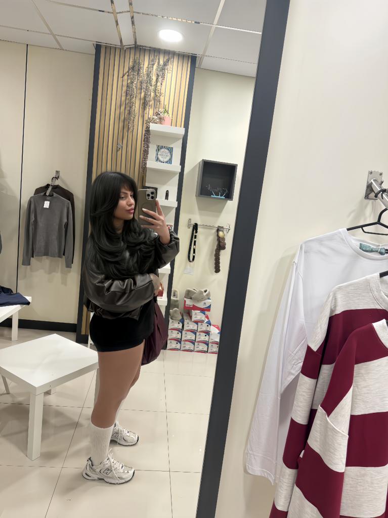 638776471: Chica busca chico en Granada