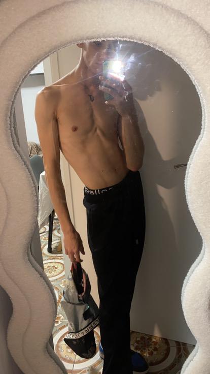 Chico busca chica en Valencia: 