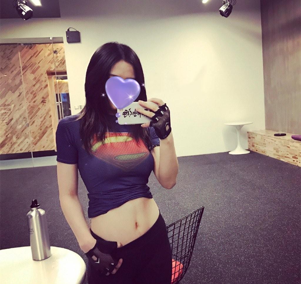 643112363: Chica busca chico en Madrid