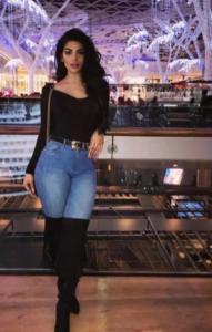 607337509: Chica busca chico en Sevilla