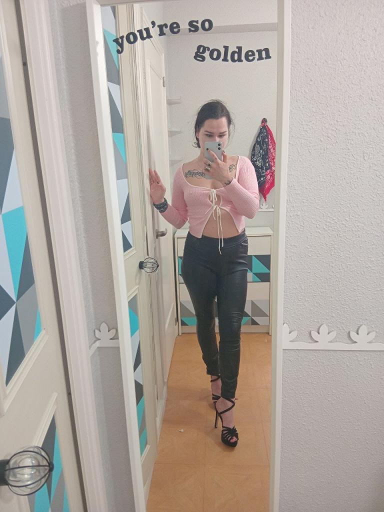 634287277: Chica busca chico en Burgos