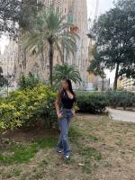 631736484: Chica busca chico en Barcelona
