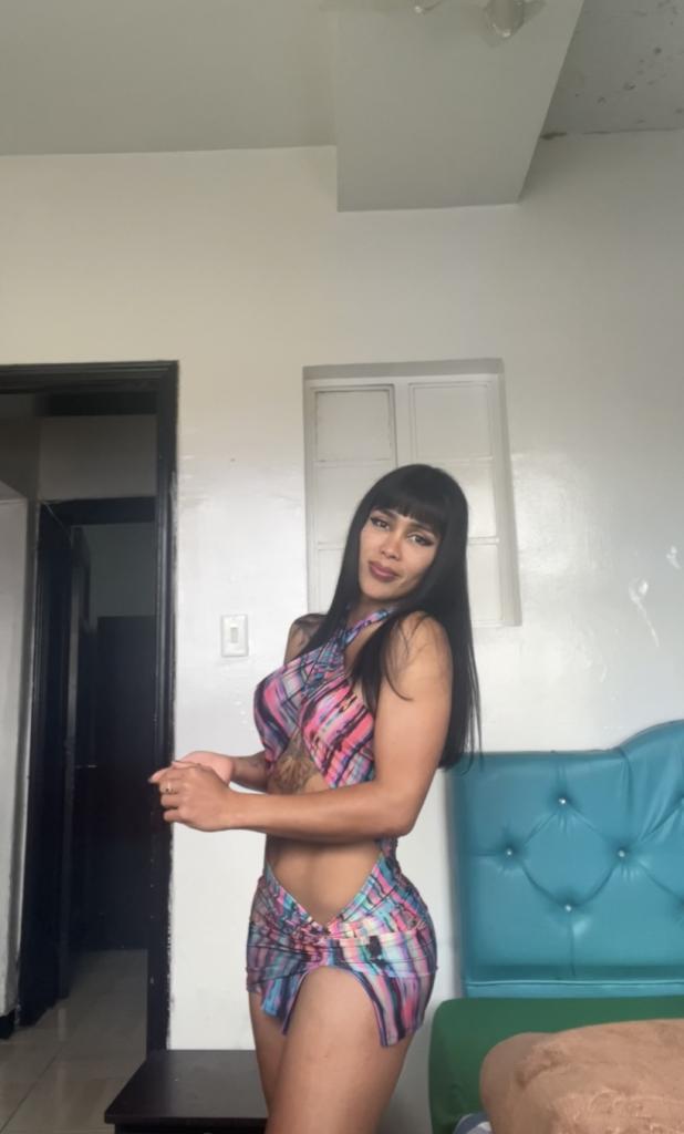 643985792: Transexual en Valencia