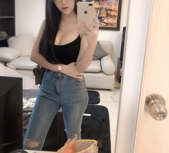 643112363: Chica busca chico en Madrid