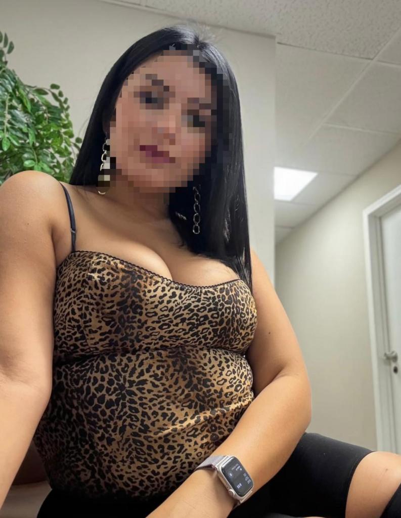 607371037: Chica busca chico en Madrid