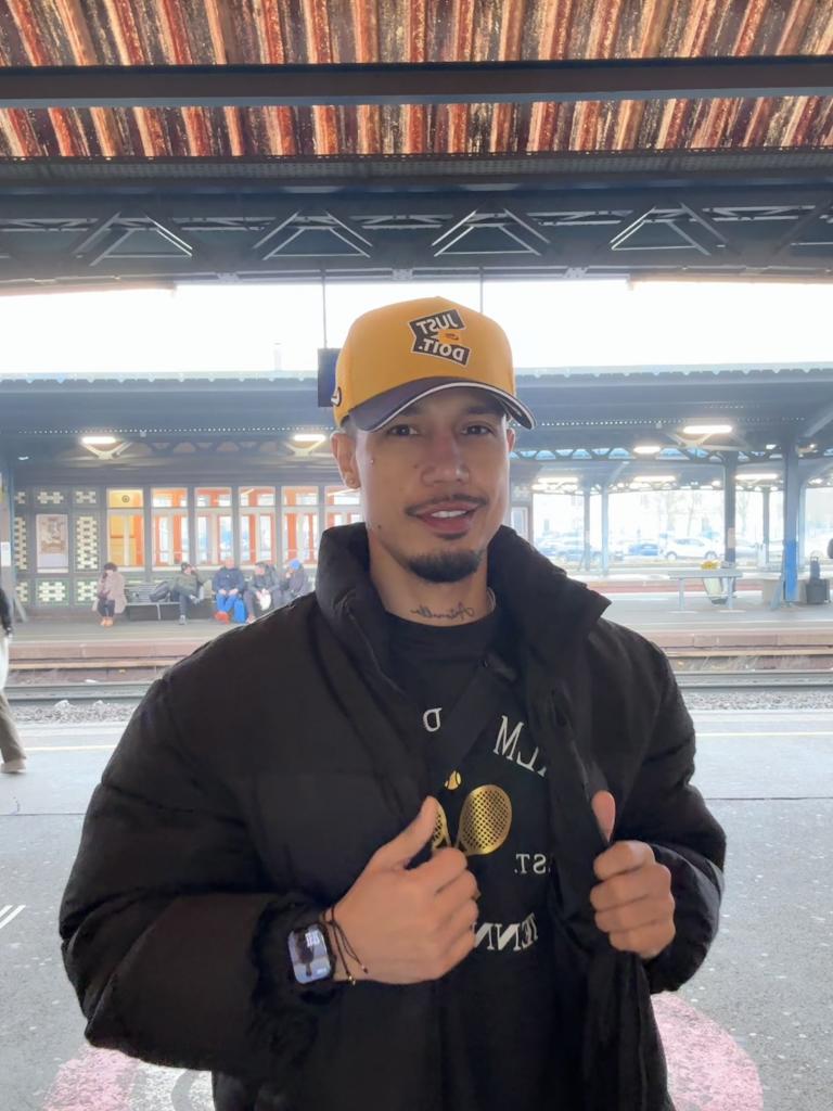 Chico busca chica en Mallorca: 