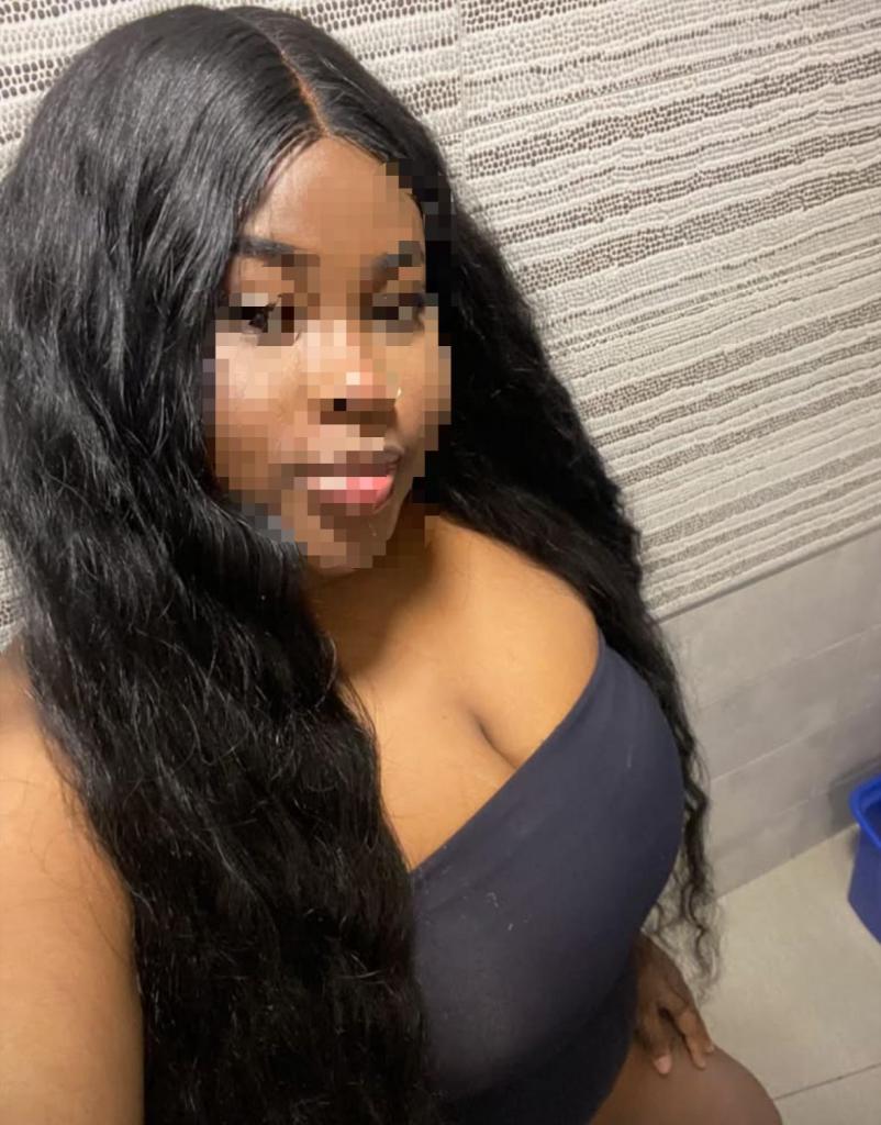 Chica busca chico en Alicante: Chica busca chico