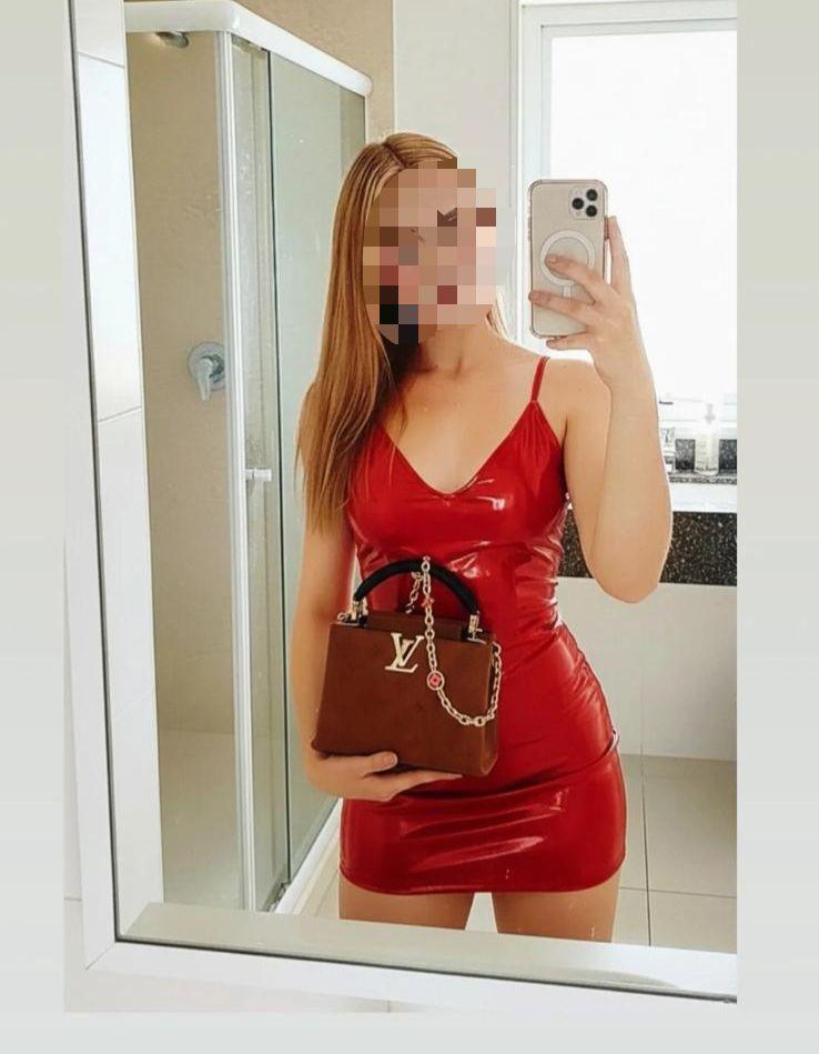 Chica busca chico en La Coruña: 