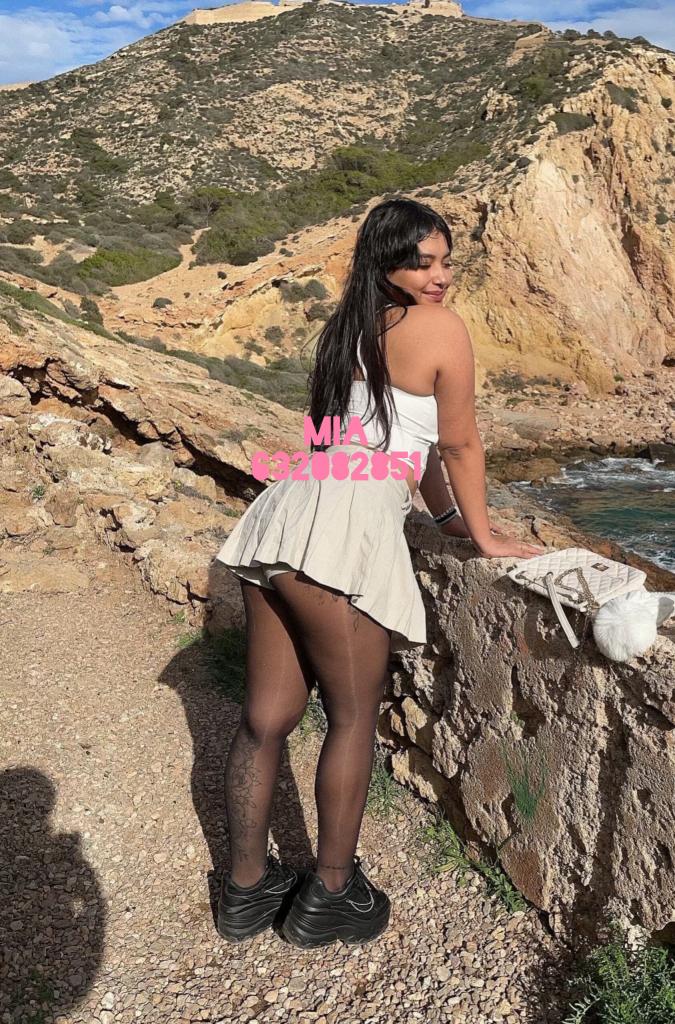 632082851: Chica busca chico en La Coruña