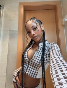 600904368: Chica busca chico en Málaga