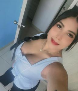 614910505: Chica busca chico en Madrid