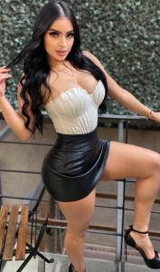 612482467: Chica busca chico en Barcelona