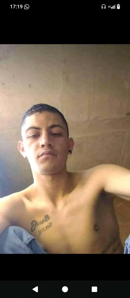 Chico busca chica en Gerona: 