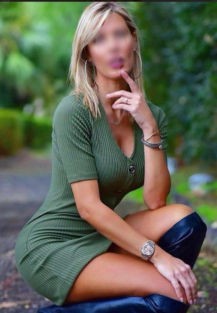 Chica busca chico en Málaga: Chica busca chico