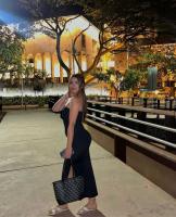 687727521: Chica busca chico en Barcelona