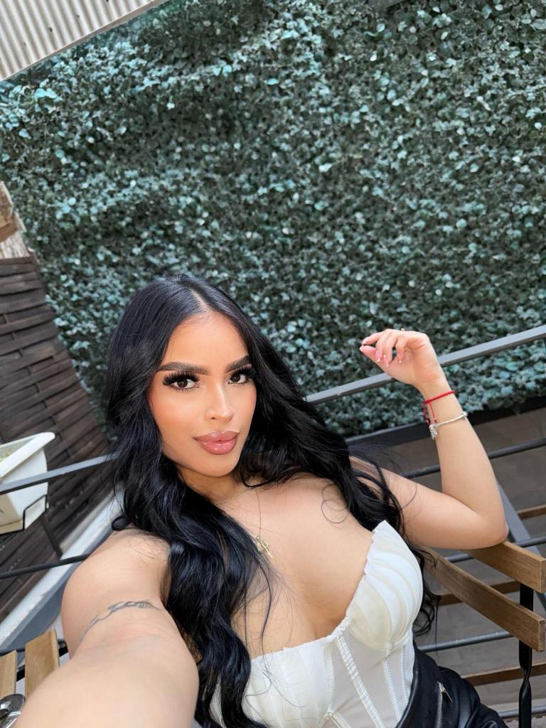 Chica busca chico en Barcelona: Chica busca chico