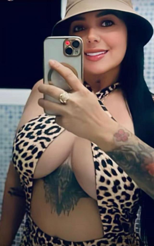 Chica busca chico en Huelva: 