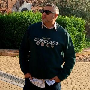 614076474: Chico busca chica en Murcia