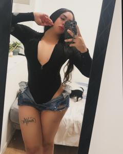 663997609: Transexual en Valencia