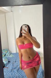 672888639: Chica busca chico en Almería