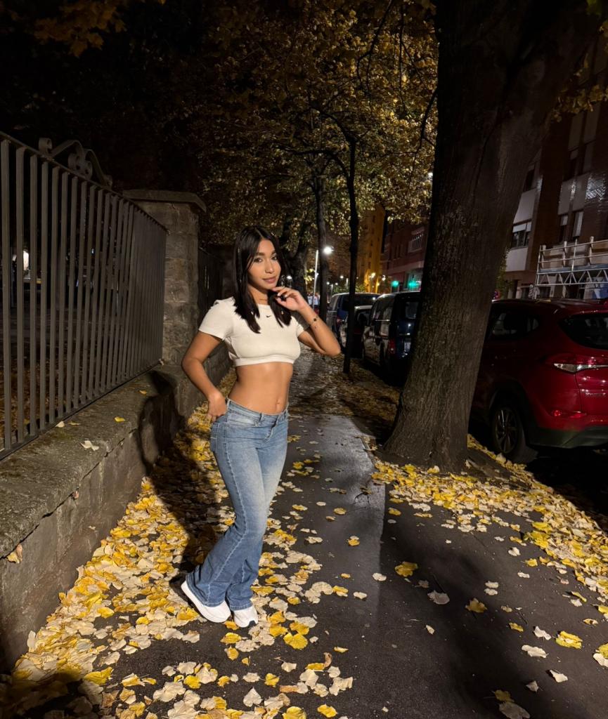 605493847: Chica busca chico en Asturias