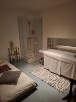 938538278: Chica busca chico en Barcelona