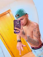 674713300: Chico busca chica en Tenerife