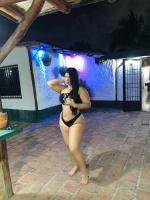 660868769: Chica busca chico en Granada
