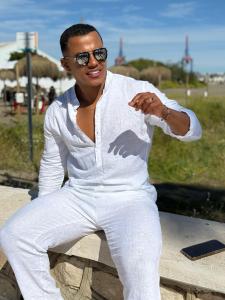 674966448: Chico busca chica en León