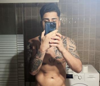 Chico busca chica en Las Palmas: 