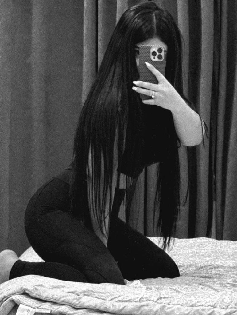 613496426: Chica busca chico en Barcelona