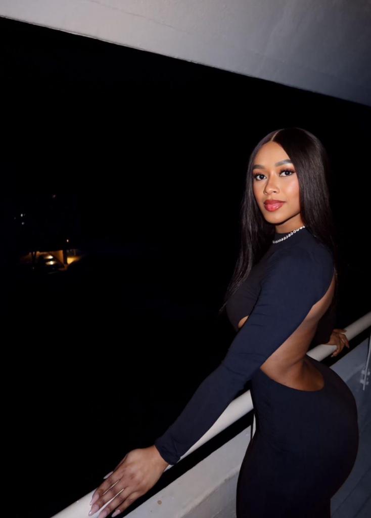 642390274: Chica busca chico en Alicante