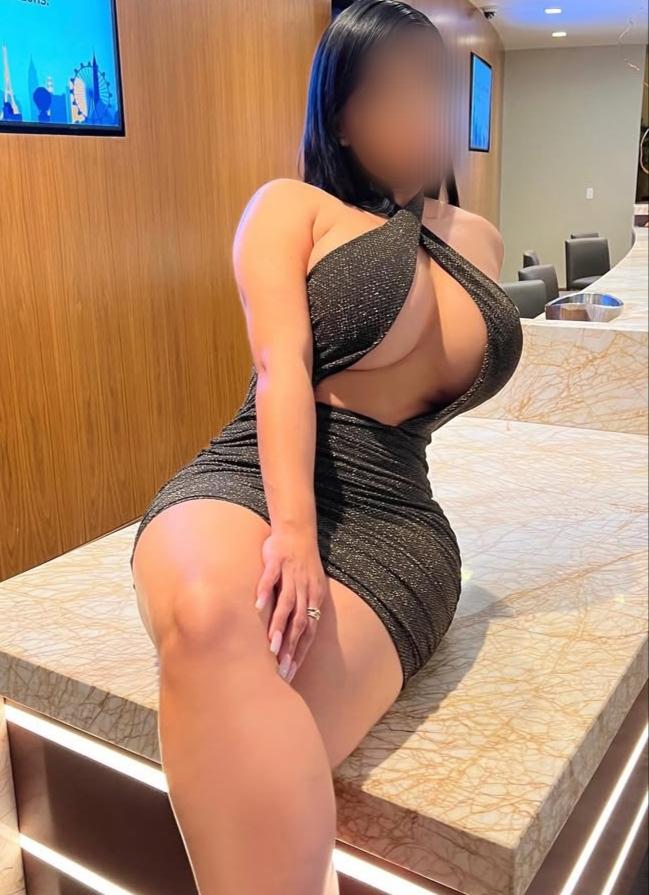 643615353: Chica busca chico en Zaragoza