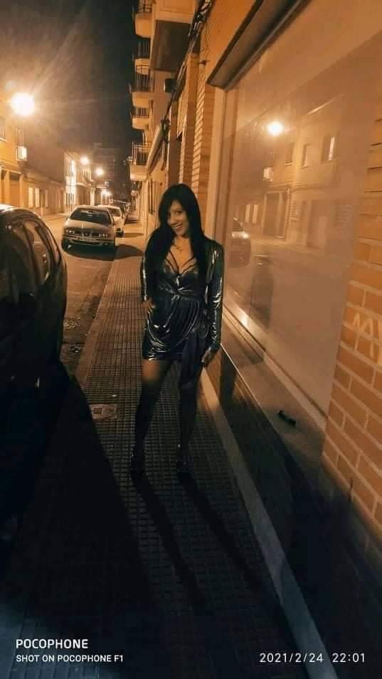 624750033: Chica busca chico en Madrid