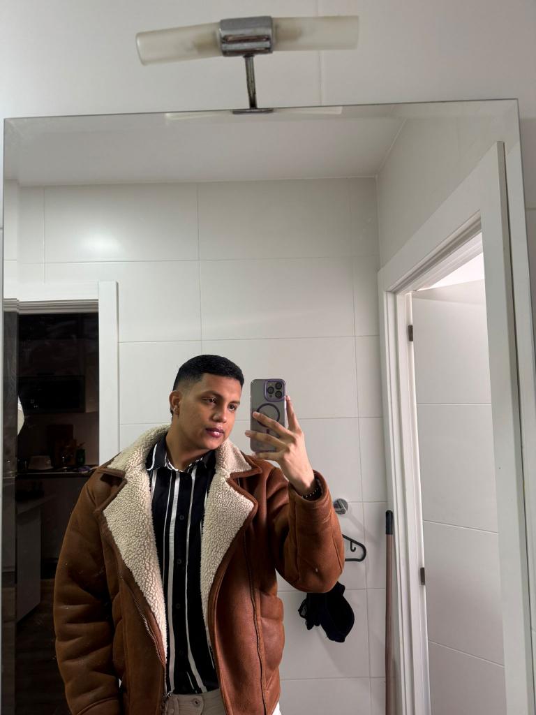 Chico busca chica en Cantabria: 