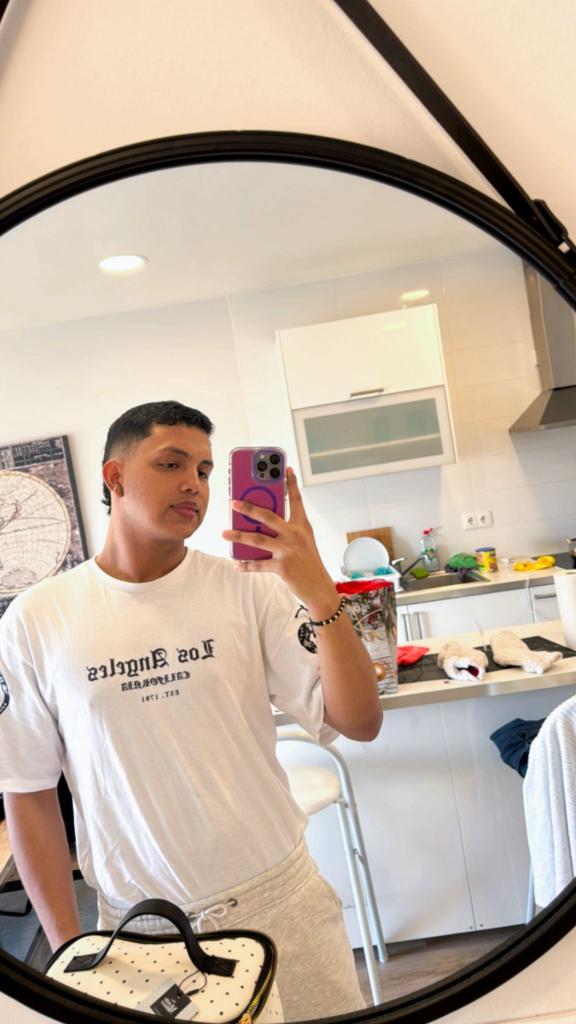 Chico busca chica en Cantabria: 