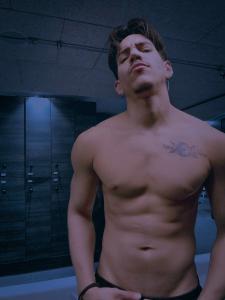 667468615: Chico busca chica en Zaragoza