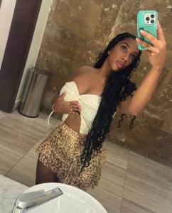 685244563: Chica busca chico en Málaga