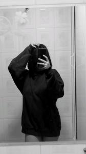 642969535: Chica busca chico en Lérida