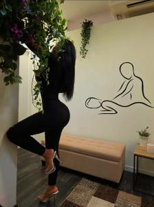 634837099: Chica busca chico en Barcelona