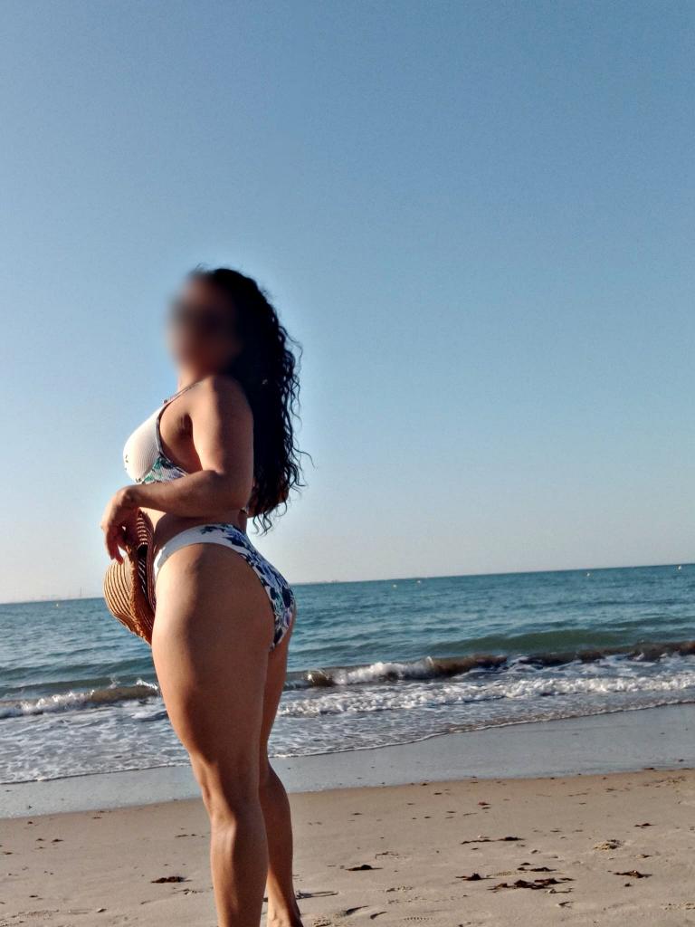 742095116: Chica busca chico en Huesca
